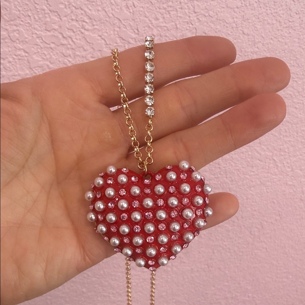 LONG Betsey Johnson Red Heart Pearl-Stud Pendant Necklace with Gold Chain - Picture 6 of 6
